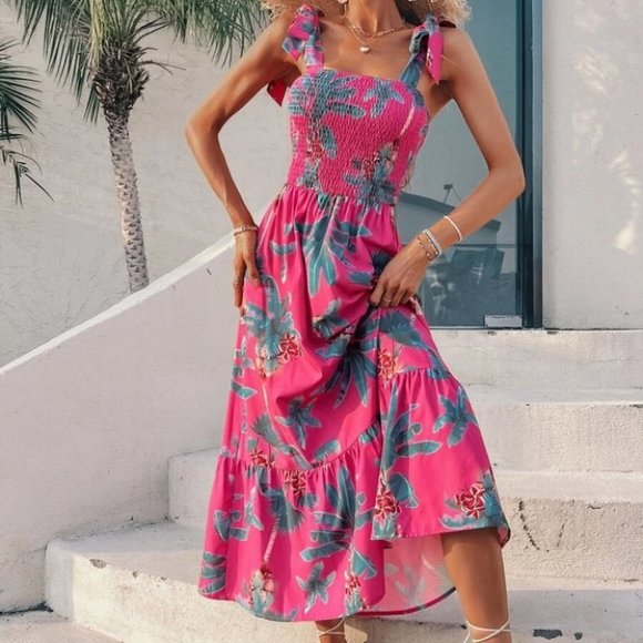 Tropical Paradise Pink maxi Dress - Picture 5 of 9